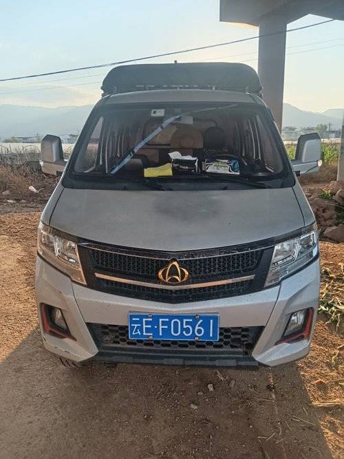 长安跨越 105马力 载货车