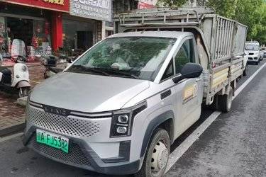 二手菱势汽车 黄金卡 领创版 3.5T 3.51米单排插电式增程混合动力栏板微卡  二手电动卡车电动载货车图片