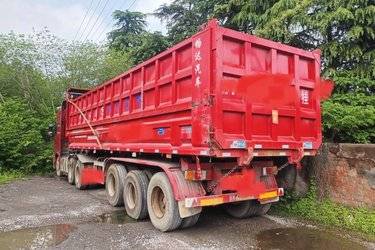 二手福田 欧曼GTL 9系重卡 460马力 6X4牵引车(国五) 双驱 潍柴二手牵引车 黄牌