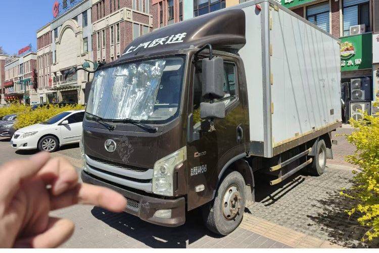 二手上汽轻卡(原上汽跃进) 150马力 载货车