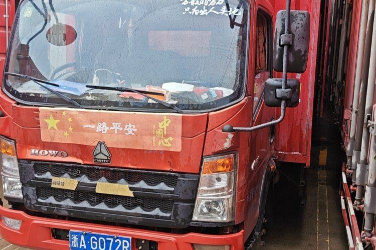 二手重汽HOWO轻卡 130马力 载货车