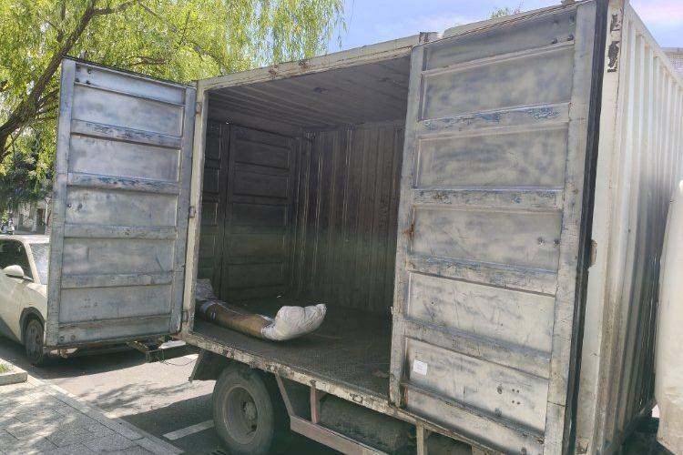 二手东风凯普特 130马力 载货车
