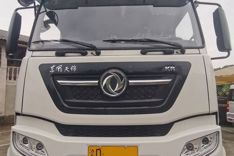 二手东风商用车 290马力 载货车
