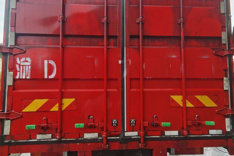 二手东风商用车 290马力 载货车
