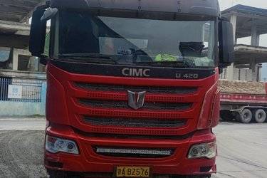 二手联合卡车 U⁺420重卡 技术领先版 420马力 6X4牵引车(国五) 双驱 玉柴二手牵引车 黄牌图片