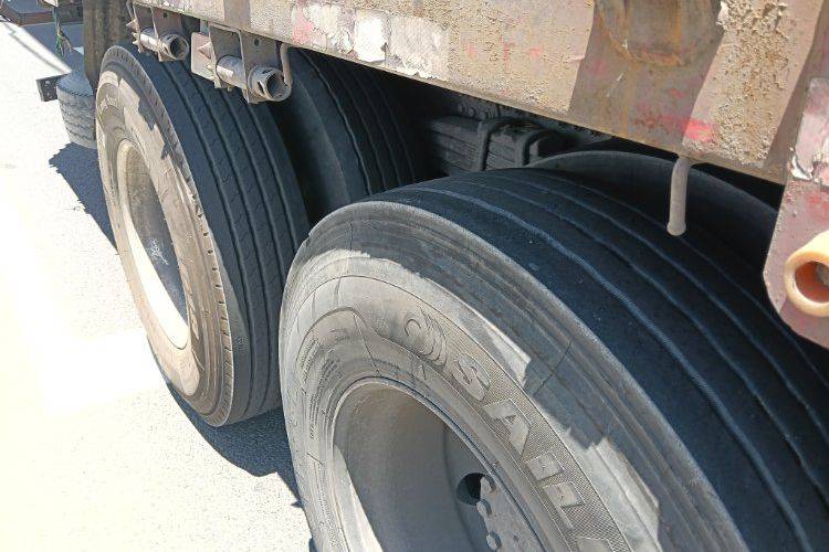 三一集团 430马力 载货车