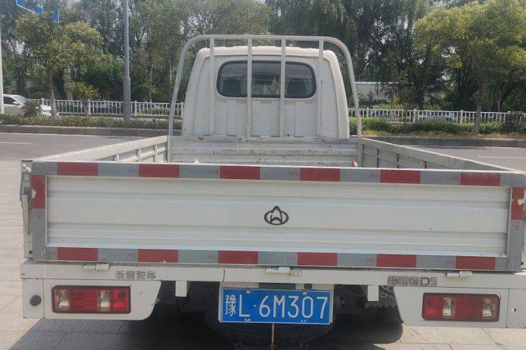 二手长安跨越 122马力 载货车