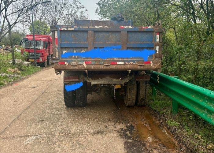 二手南骏汽车 160马力 自卸车
