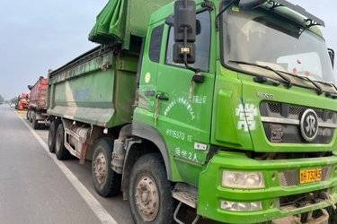 二手中国重汽 斯太尔D7B重卡 340马力 8X4 7.2米自卸车(国五) 前四后八 中国重汽二手自卸车 黄牌