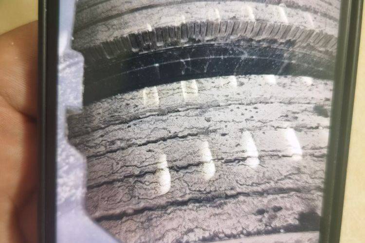 二手一汽解放 660马力 牵引车
