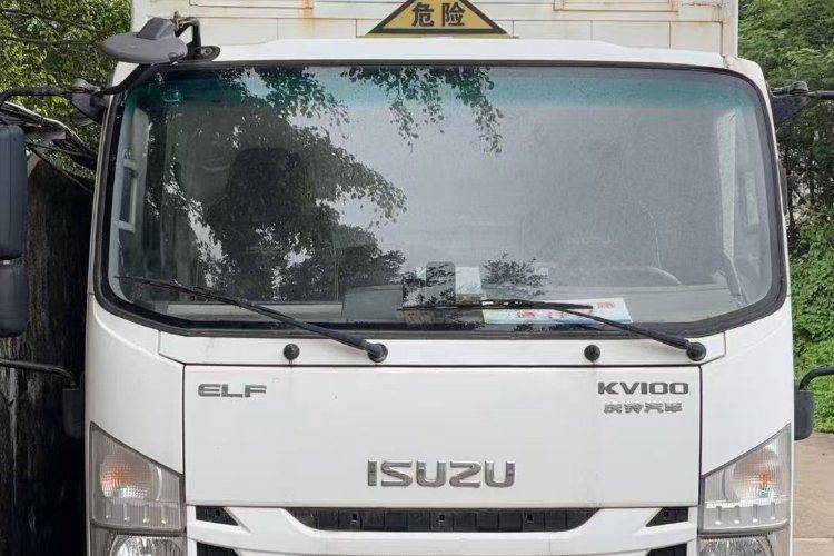二手庆铃五十铃 150马力 载货车