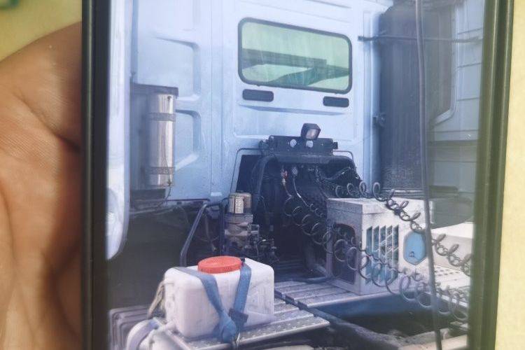 二手一汽解放 660马力 牵引车