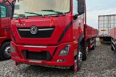 二手东风商用车 天龙KL重卡 绿通版 465马力 8X4 9.6米栏板载货车(国五) 前四后八 雷诺二手载货车 黄牌图片