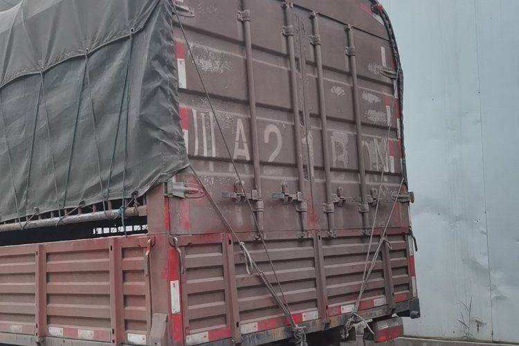 二手东风多利卡 130马力 载货车