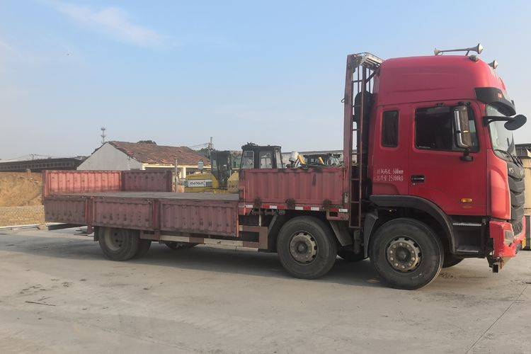 二手江淮格尔发 240马力 载货车
