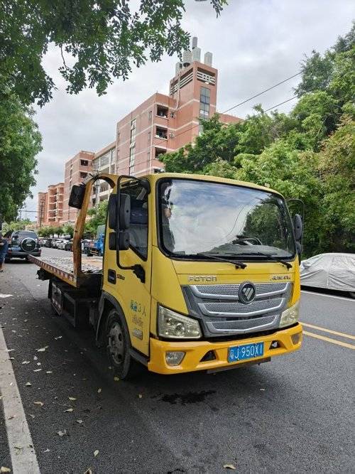 福田欧马可 130马力 专用车