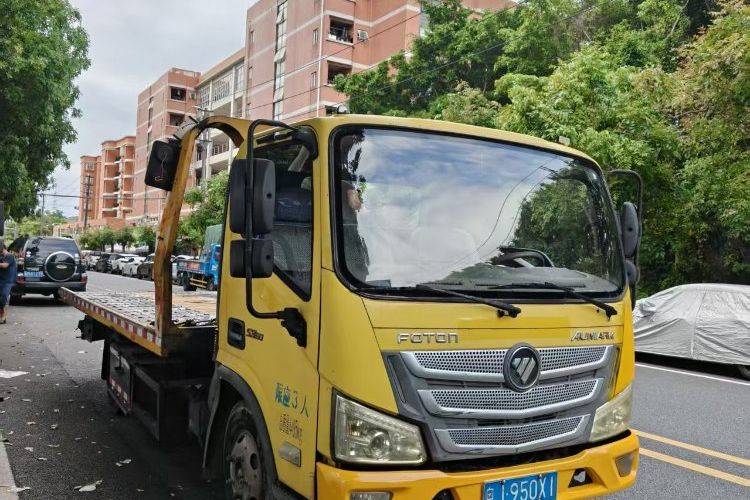 福田欧马可 130马力 专用车