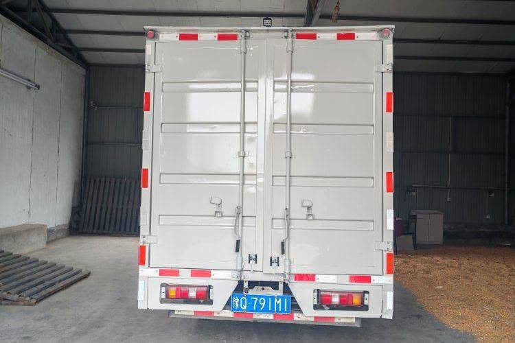 二手江淮恺达 120马力 载货车