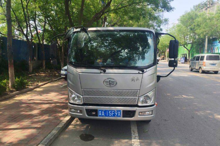 二手一汽解放轻卡 140马力 载货车
