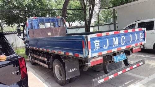 江淮骏铃 156马力 载货车