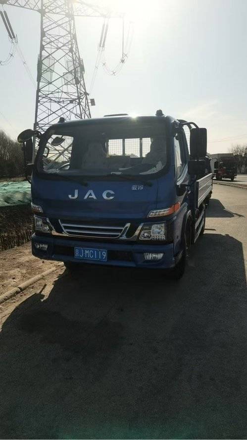 江淮骏铃 156马力 载货车