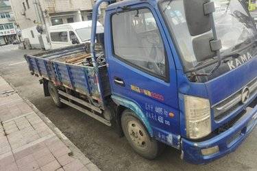 二手凯马 骏驰 116马力 4.2米单排栏板轻卡(国四) 单桥 云内动力二手载货车 蓝牌图片