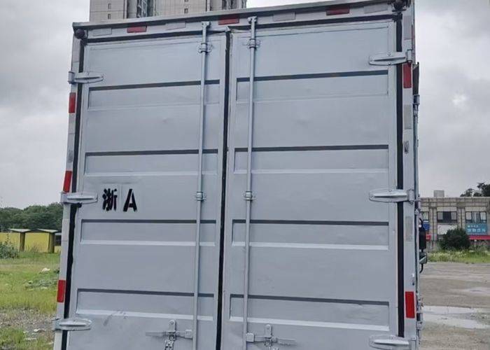 二手福田奥铃 129马力 载货车