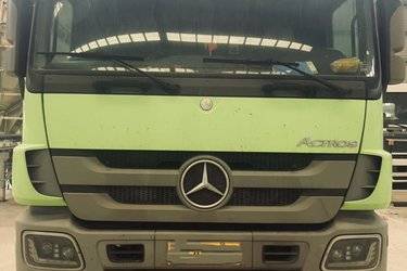 二手奔驰 Actros重卡 440马力 6X4牵引车(国四) 双驱 奔驰二手牵引车 黄牌图片