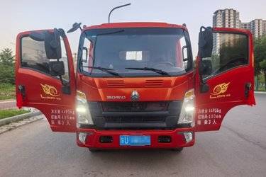 二手中国重汽HOWO 悍将 130马力 4.165米单排栏板轻卡(速比4.33)(国五) 单桥 潍柴二手载货车 蓝牌图片