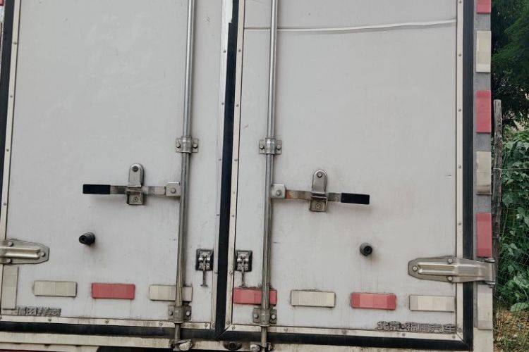 二手福田祥菱 144马力 载货车