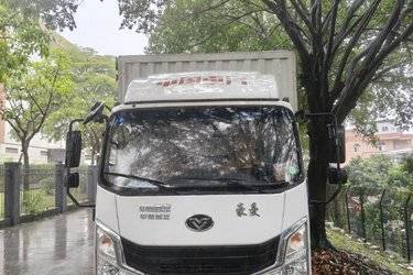 二手中国重汽 豪曼H5 4X2 单排栏板轻卡(国六) 单桥 云内动力二手载货车图片