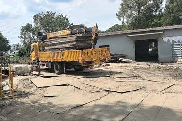二手东风新疆 畅行 220马力 6X2 6.8米厢式载货车(国五) 前四后四 玉柴二手载货车 黄牌图片