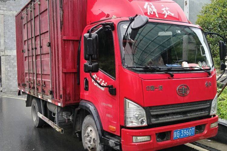 二手一汽解放轻卡 160马力 载货车