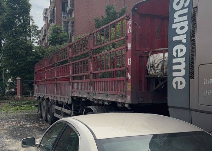 二手东风商用车 600马力 牵引车