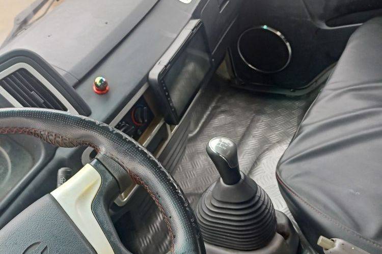 二手江淮康铃 115马力 载货车