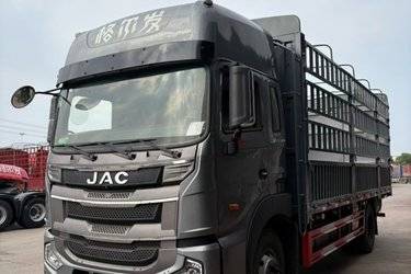 二手江淮 格尔发K5X重卡 270马力 4X2 6.8米仓栅式载货车(法士特8挡)(国五) 单桥 玉柴二手载货车 黄牌