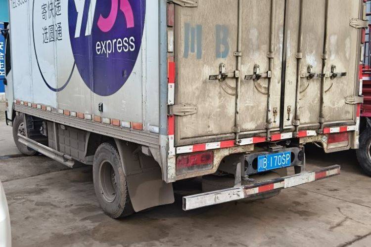 二手福田奥铃 110马力 载货车
