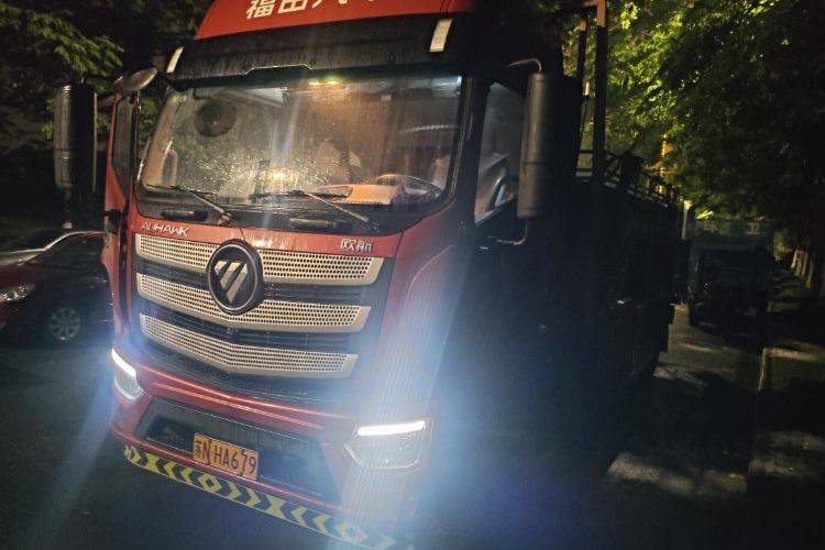 二手福田欧航 240马力 载货车