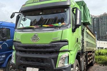 二手东风柳汽 乘龙H7 460马力 8X4 8.2米自卸车(玉柴)(国五) 前四后八 玉柴二手自卸车 黄牌图片