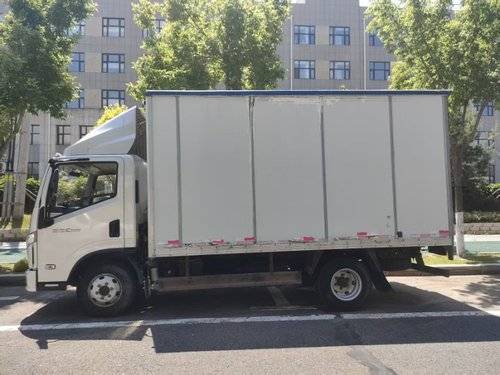 上汽轻卡(原上汽跃进) 140马力 载货车