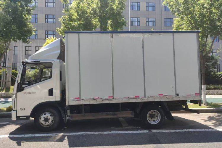 上汽轻卡(原上汽跃进) 140马力 载货车