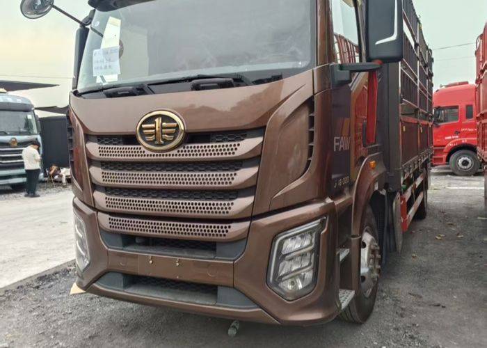 二手一汽解放 320马力 载货车