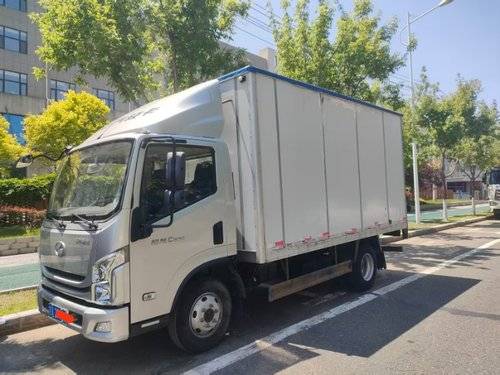 上汽轻卡(原上汽跃进) 140马力 载货车
