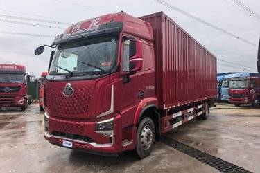 二手东风柳汽 乘龙H5V 290马力 4X2 9.7米AMT自动档翼开启厢式载货车(国六) 单桥 玉柴二手载货车 黄牌图片