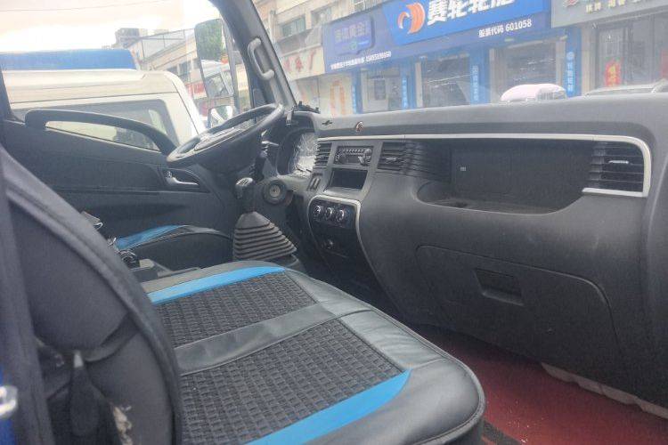 二手江淮骏铃 150马力 载货车
