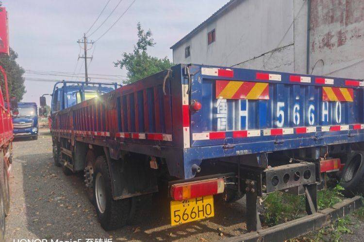 二手福田瑞沃 270马力 载货车