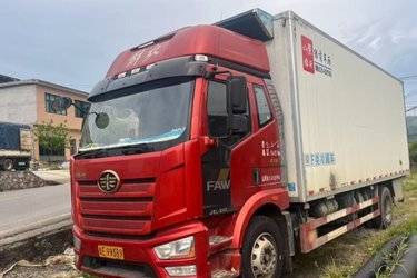 二手冷藏车 一汽解放 解放J6L 240 6.8 4X2