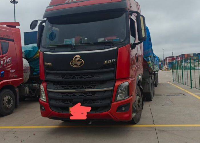 二手东风柳汽乘龙 460马力 牵引车