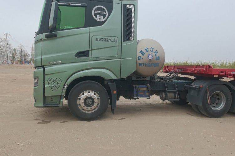 二手北京重卡 660马力 牵引车