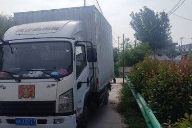 二手陕汽商用车 轩德X9 标载版 143马力 4.15米单排厢式轻卡(国五) 单桥 康明斯二手载货车 蓝牌图片